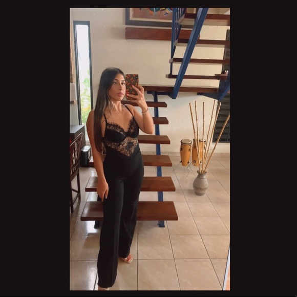 TIC TOC WHOLESALER LACE MESH BLACK JUMPSUIT - Picture 2 of 3